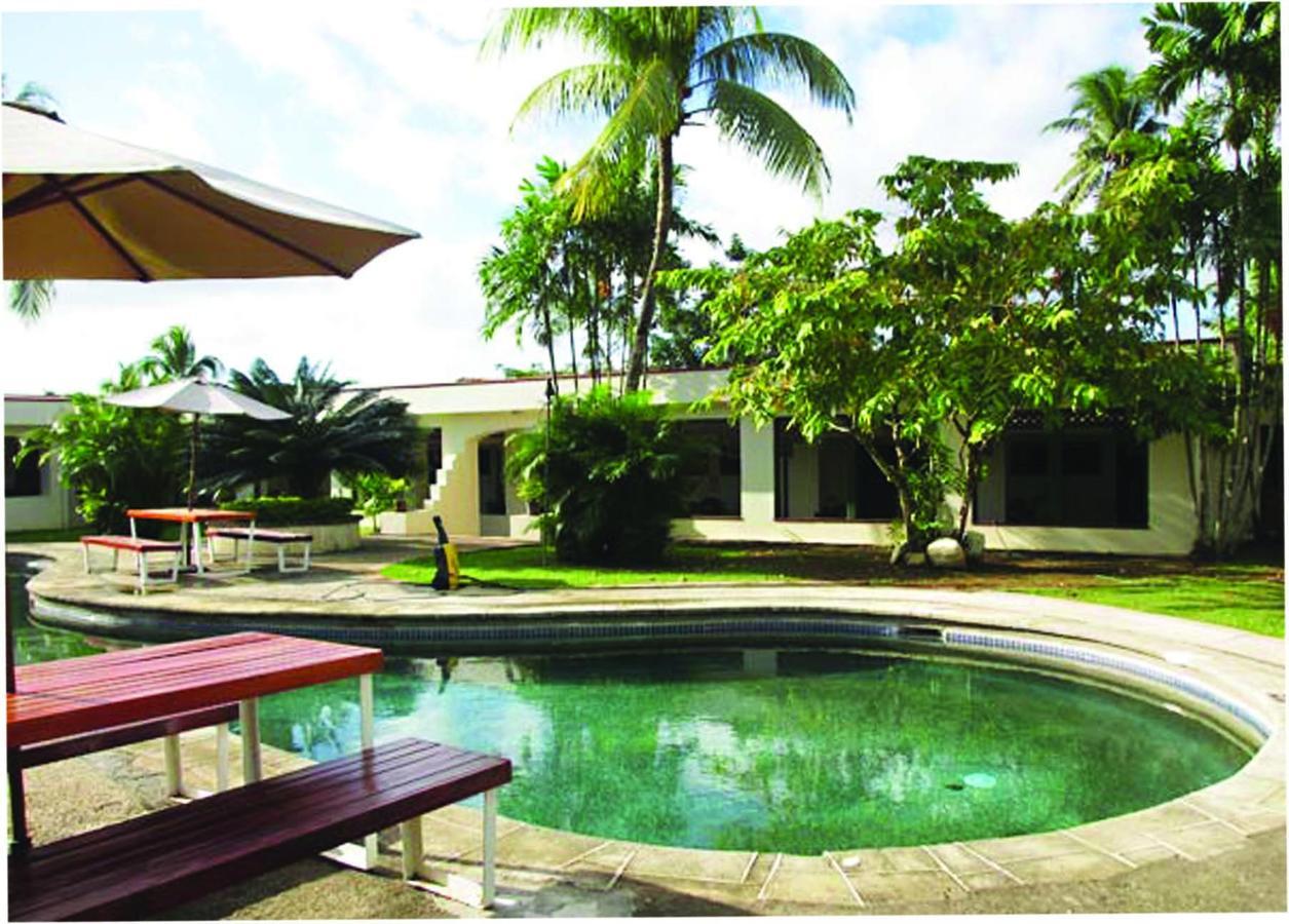 Grand Eastern Hotel Labasa Exterior photo